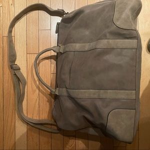 Non leather large weekend bag.